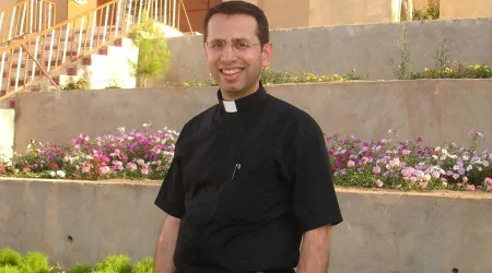 La historia del sacerdote asesinado por el Estado Islámico ante su iglesia en Irak