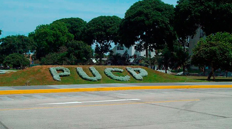 Parte del campus de la PUCP. Foto: Wikipedia / dominio público?w=200&h=150