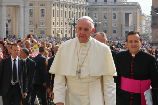 ¿Cómo deben ser los Nuncios Apostólicos? El Papa los recibe y ofrece unos consejos