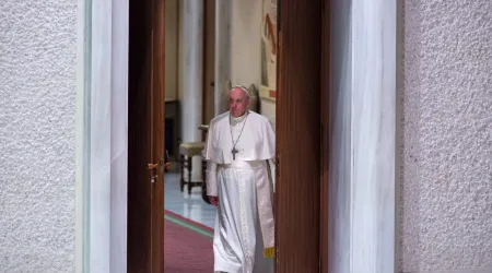 Discurso del Papa Francisco a Simposio “Para una teología fundamental del sacerdocio”