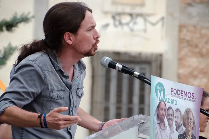 Partido español de izquierda Podemos pide quitar la Misa de la televisión pública