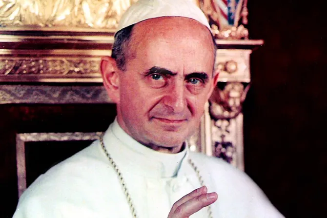 Atribuyen a intercesión de Pablo VI curación milagrosa de un niño en el vientre materno
