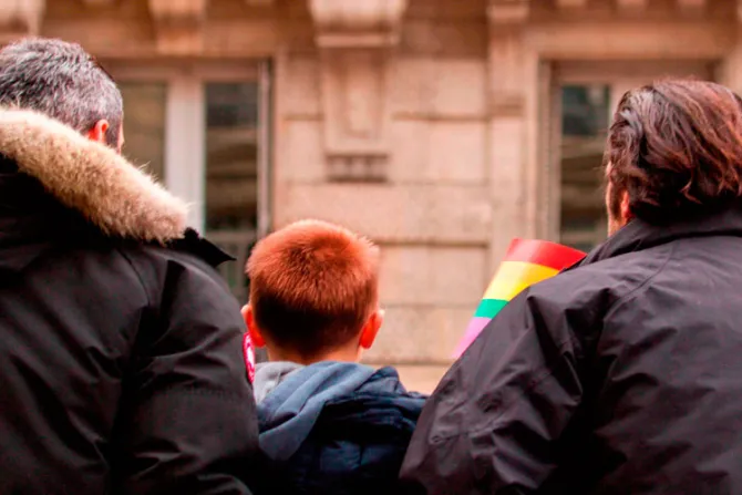 Corte Constitucional de Colombia aprueba adopción gay