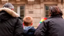 Padres homosexuales / Flickr - YujiIn Paris (CC-BY-NC-SA-2.0)