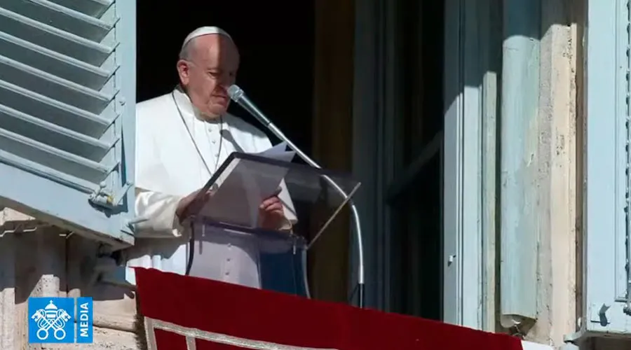 El Papa Francisco durante el rezo del Ángelus. Foto: Captura de Youtube?w=200&h=150