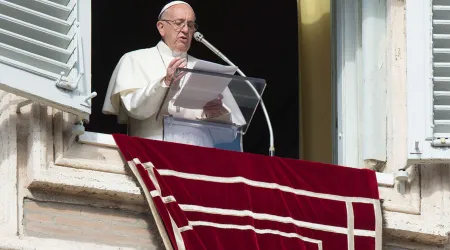 El Papa vuelve a pedir oraciones por la situación de miles de refugiados y migrantes