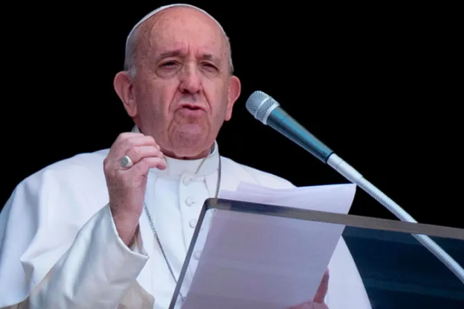 El Papa Francisco reza por los que son perseguidos por su religión