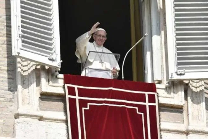 El Papa Francisco llama a rechazar la codicia pues el verdadero tesoro está en el Cielo