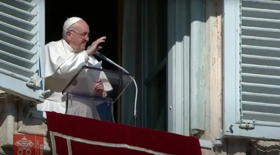 El Papa Francisco en el rezo del Ángelus este 12 de diciembre de 2021. Crédito: Captura de video / Vatican Media.