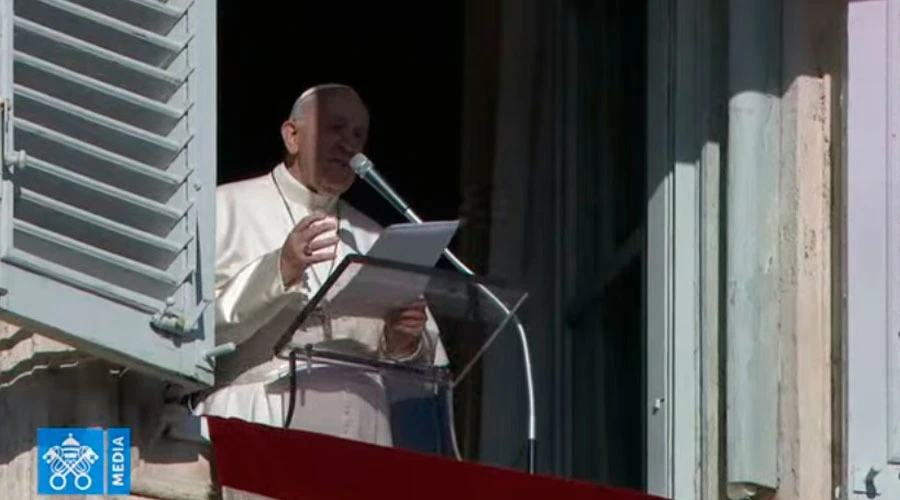 El Papa Francisco durante el Ángelus. Foto: Captura de Youtube?w=200&h=150