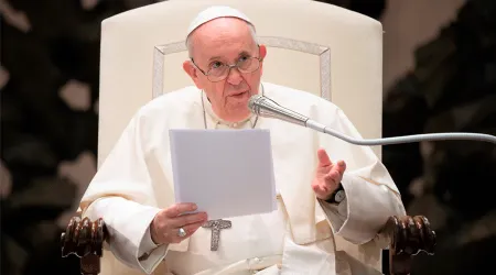 El Papa defiende el derecho a la objeción de conciencia de los profesionales de la salud