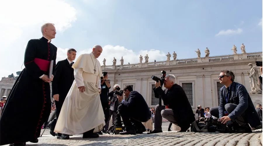 El Papa hace balance de su viaje a Rumanía, donde la Iglesia “es viva y activa”