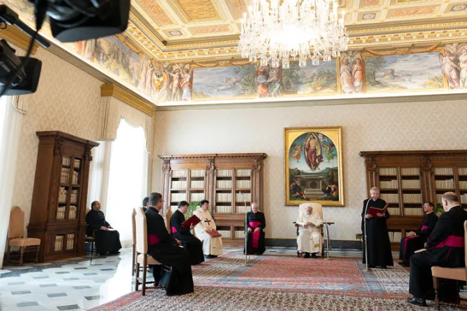 El Papa celebra la dedicación de las Basílicas Pontificias de San Pedro y San Pablo