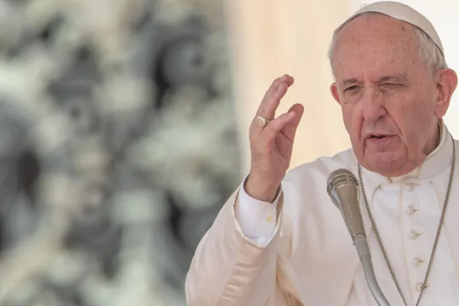 El Papa recuerda a sacerdotes su misión después del coronavirus