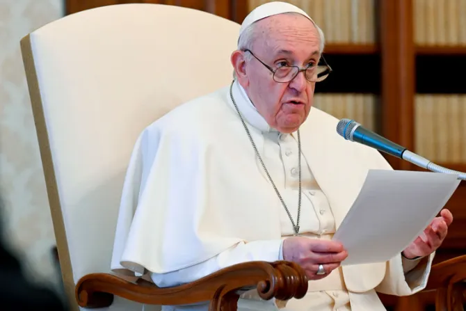 El Papa sobre su viaje a Irak: No se puede decepcionar al pueblo iraquí