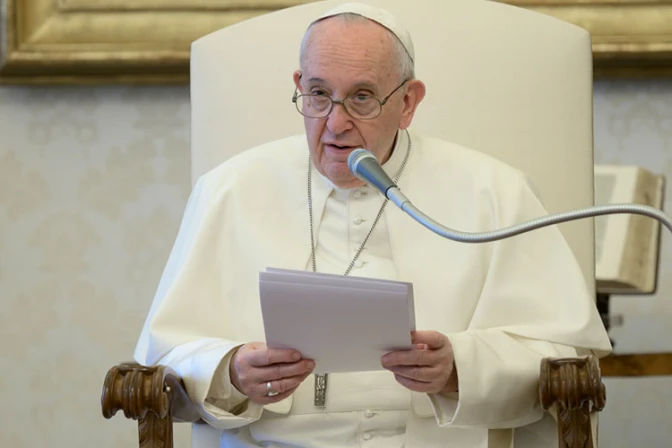 Frente a la pandemia de coronavirus, el Papa llama a abandonar el individualismo