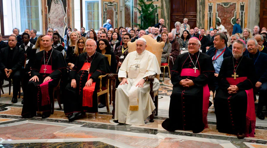 El Papa Francisco durante la audiencia. Foto: Vatican Media?w=200&h=150