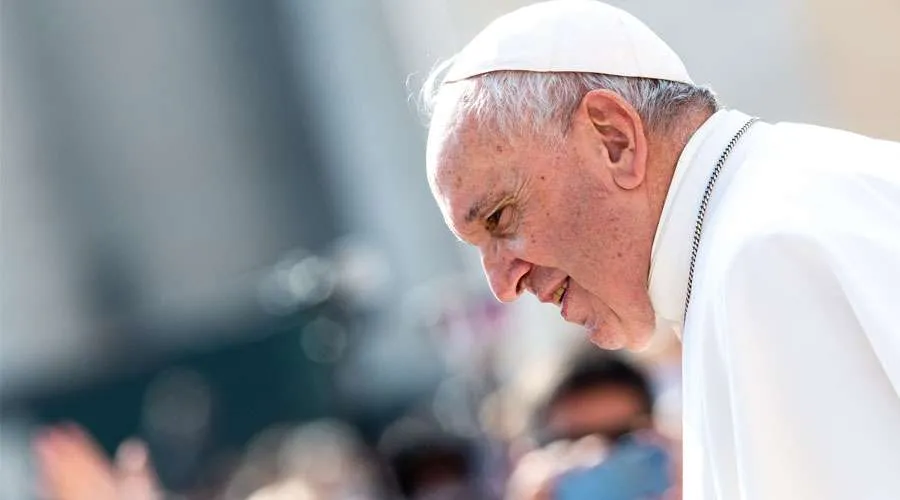 Vaticano no confirma si se realizó prueba de coronavirus al Papa Francisco