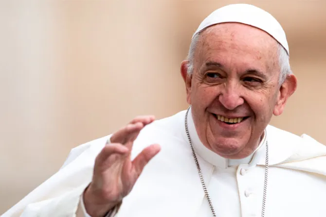 El Papa pide que la reconstrucción de Notre Dame simbolice un renacimiento de la fe