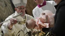 Papa Francisco en Fiesta del Bautismo del Señor, en la Capilla Sixtina, este 9 de enero. Crédito: Vatican Media.