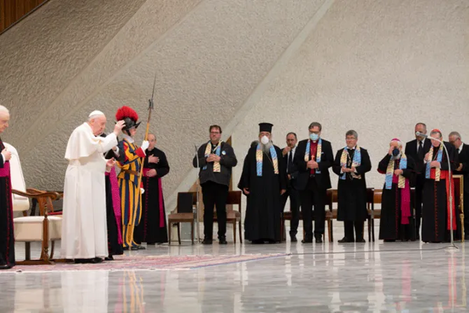 El Papa afirma que el canto también es un instrumento ecuménico: “Cantar une”
