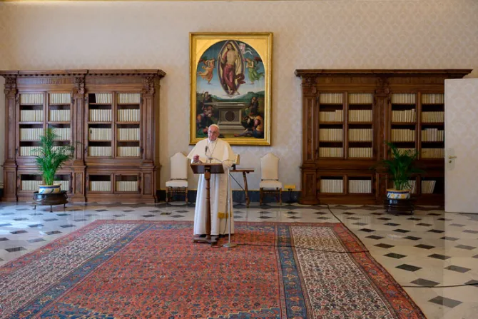 Papa llama a obispo de una de las diócesis más golpeadas por coronavirus