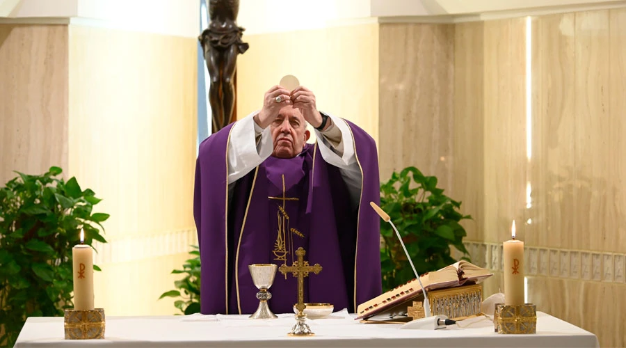 El Papa Francisco durante la Misa. Foto: Vatican Media?w=200&h=150