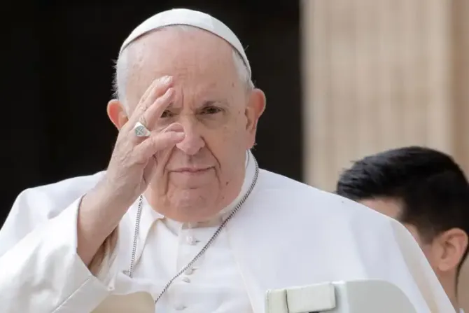 Vaticano: El Papa Francisco rezará en privado la oración del Ángelus el domingo