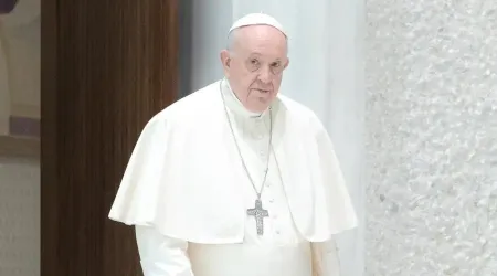 El Papa cancela viaje y celebración de Miércoles de Ceniza por problema de salud