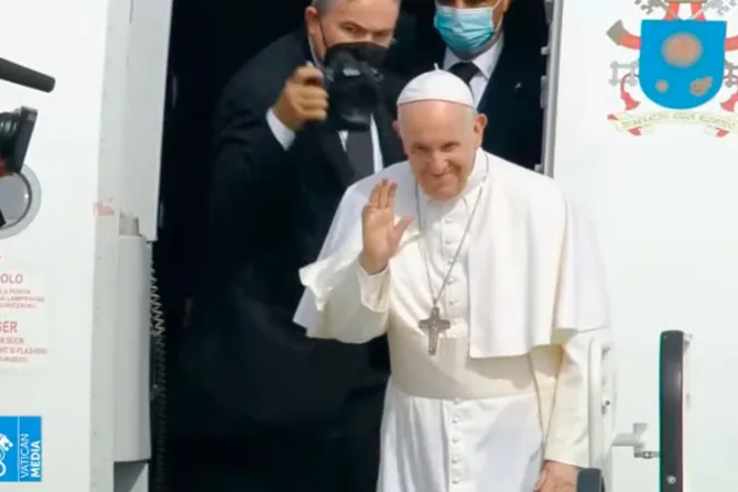 El Papa Francisco ya vuela de regreso a Roma tras concluir su viaje a Eslovaquia