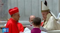 El Papa concede la diaconía al Cardenal Mauro Gambetti. Foto: Captura de Youtube