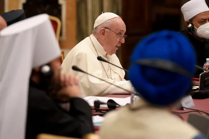 El Papa renueva su llamado a no usar nunca el nombre de Dios para justificar la violencia