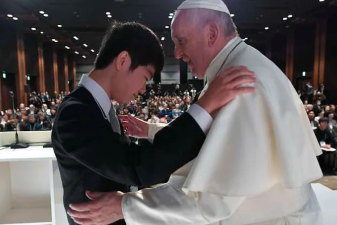 El Papa en Japón: Todos necesitamos una mano amiga para volver a empezar con esperanza