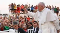 El Papa Francisco en el Parque Tejo de Lisboa. Crédito: Vatican Media.