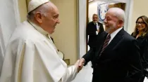 El Papa Francisco recibió hoy al presidente brasileño Luiz Inácio Lula da Silva. Crédito: Vatican Media.