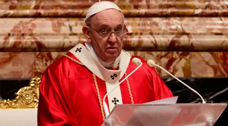 La melancolía negativa ante la muerte es un sentimiento alejado de la fe, advierte el Papa