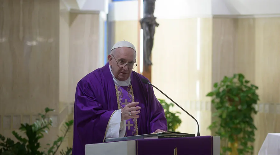 El Papa ofrece la Misa por los que trabajan durante crisis del coronavirus
