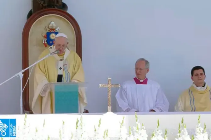 El Papa clausura el Congreso Eucarístico Internacional con un llamado a la adoración