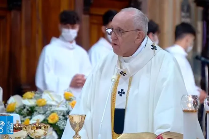 El Papa en Domingo de la Misericordia: La Confesión es para levantarse, no para hundirse