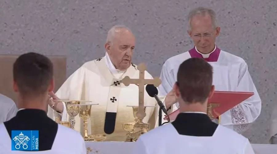 El Papa Francisco durante la Misa. Foto: Vatican Media / Captura de pantalla