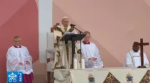 El Papa Francisco pronuncia su homilía. Foto: Captura de Youtube