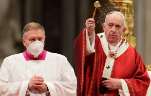 El Papa Francisco durante la Misa de Pentecostu00e9s en el Vaticano. Foto: Daniel Ibu00e1u00f1ez / ACI Prensa 