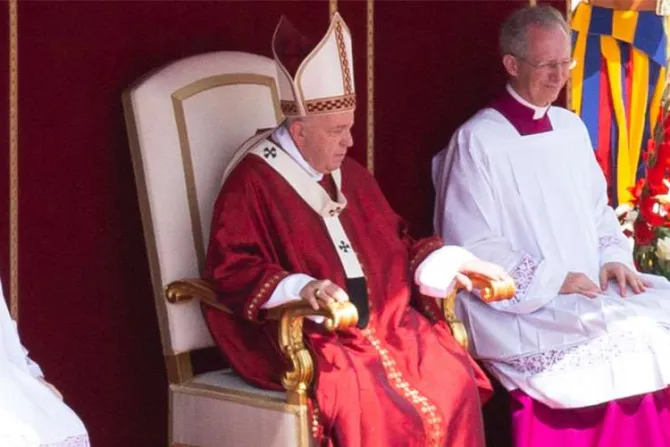 El Papa celebrará Pentecostés sin fieles, pero rezará el Regina Coeli en público