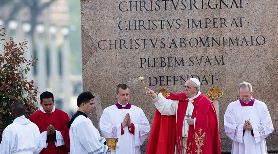 Misa del Domingo de Ramos de 2019 presidida por el Papa. Foto: Daniel Ibáñez / ACI Prensa