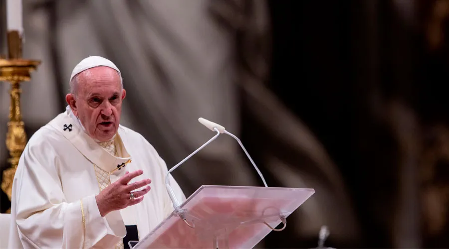 La vida consagrada vale más que todas las riquezas del mundo, dice el Papa