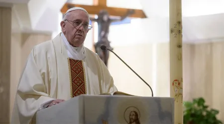 El Papa rechaza las divisiones en la Iglesia: “Jesús murió por todos”