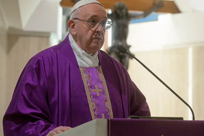 El Papa Francisco lamenta las críticas contra la labor social de la Iglesia
