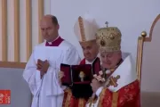 Arzobispo que celebró Misa con el Papa Francisco en Eslovaquia da positivo por COVID