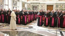 El Papa Francisco y los nuncios en el Vaticano. Crédito: Vatican Media