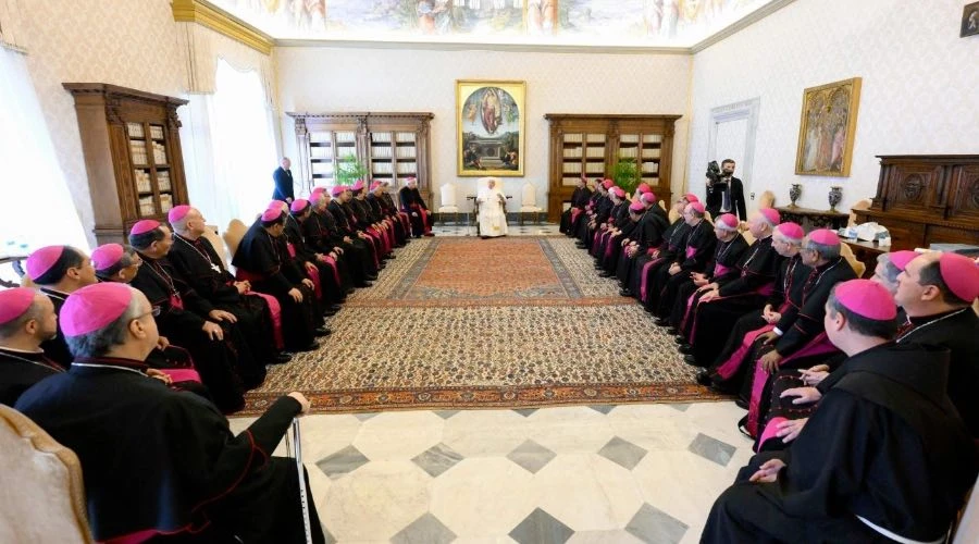 Obispos de México junto al Papa Francisco en el Vaticano. Crédito: Vatican Media.?w=200&h=150